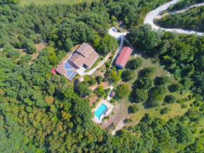 Отель Country Cottage in Marche with Swimming Pool  Апеккьо